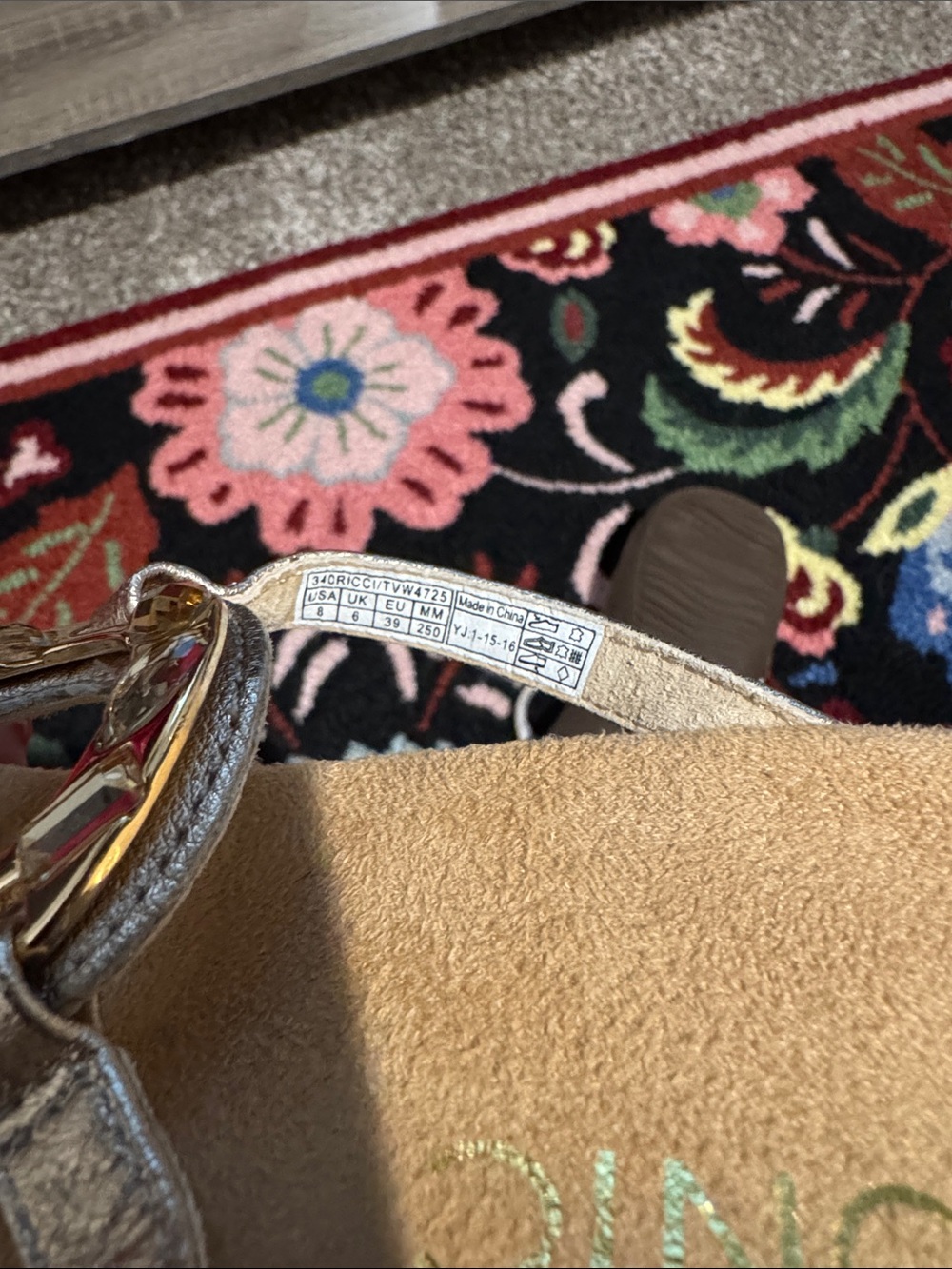 Vionic Ricci thong sandals - Picture 5 of 5